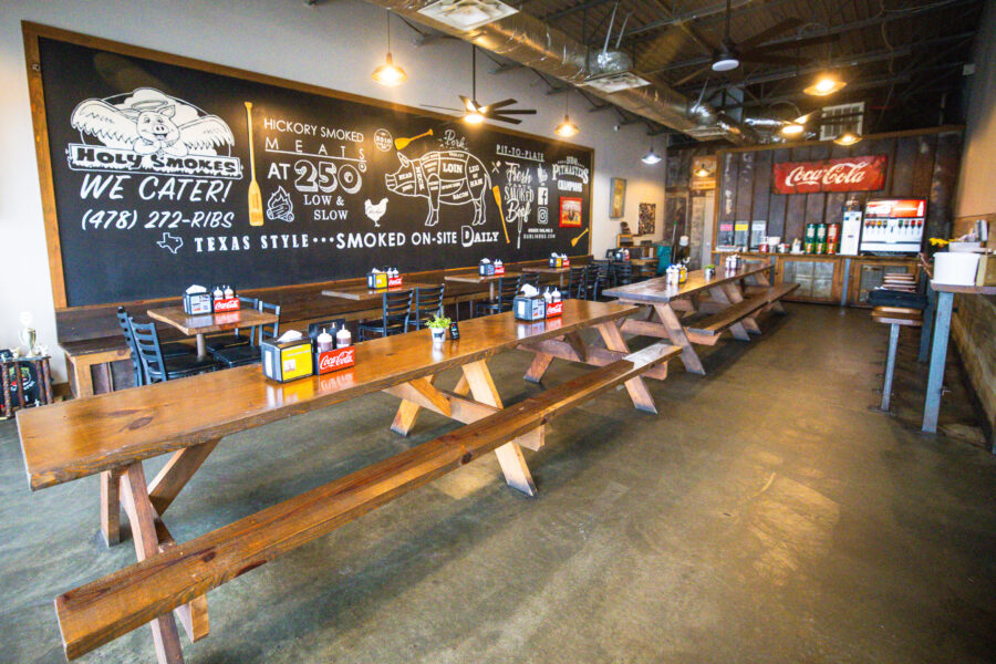 Dining room of Holy Smokes