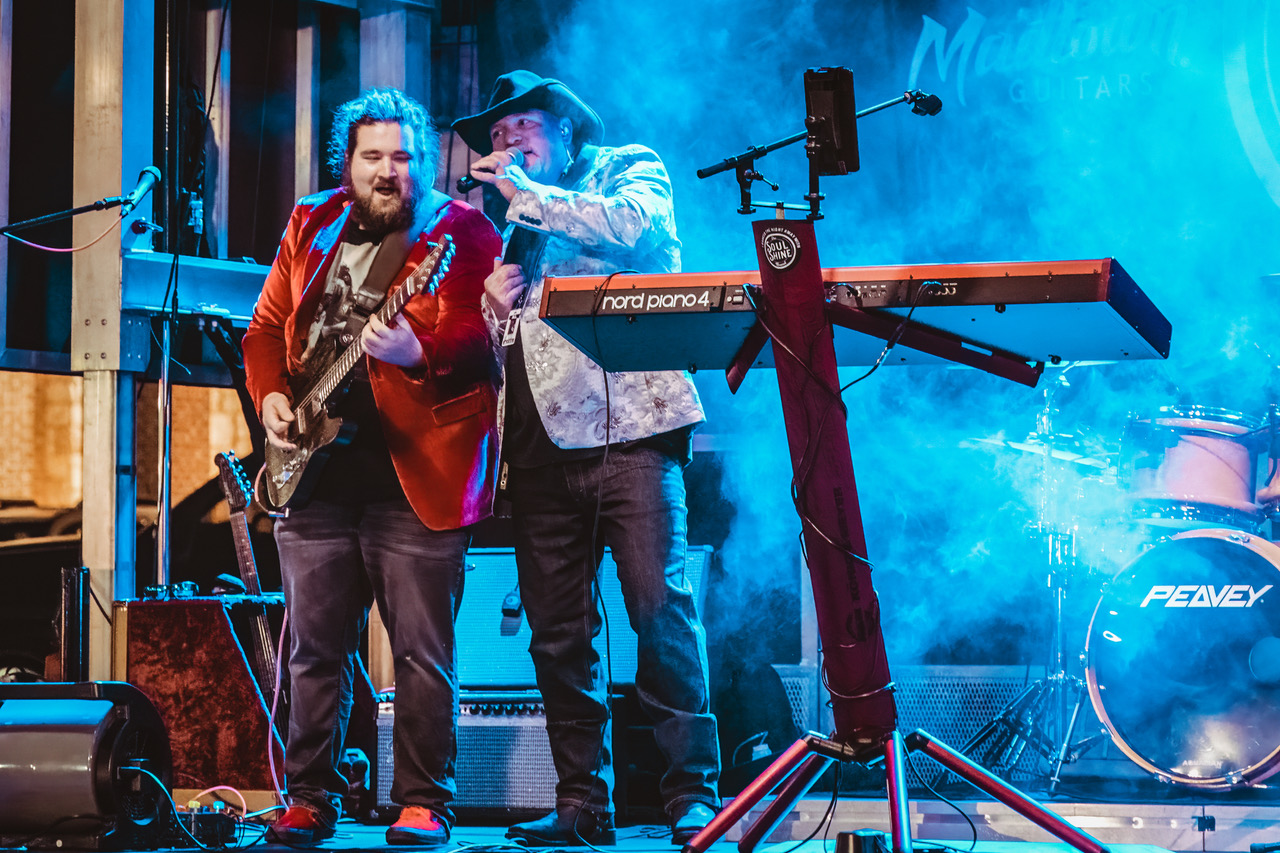 Live music during one of Downtown Dublin's NYE party, Shamrock Drop.